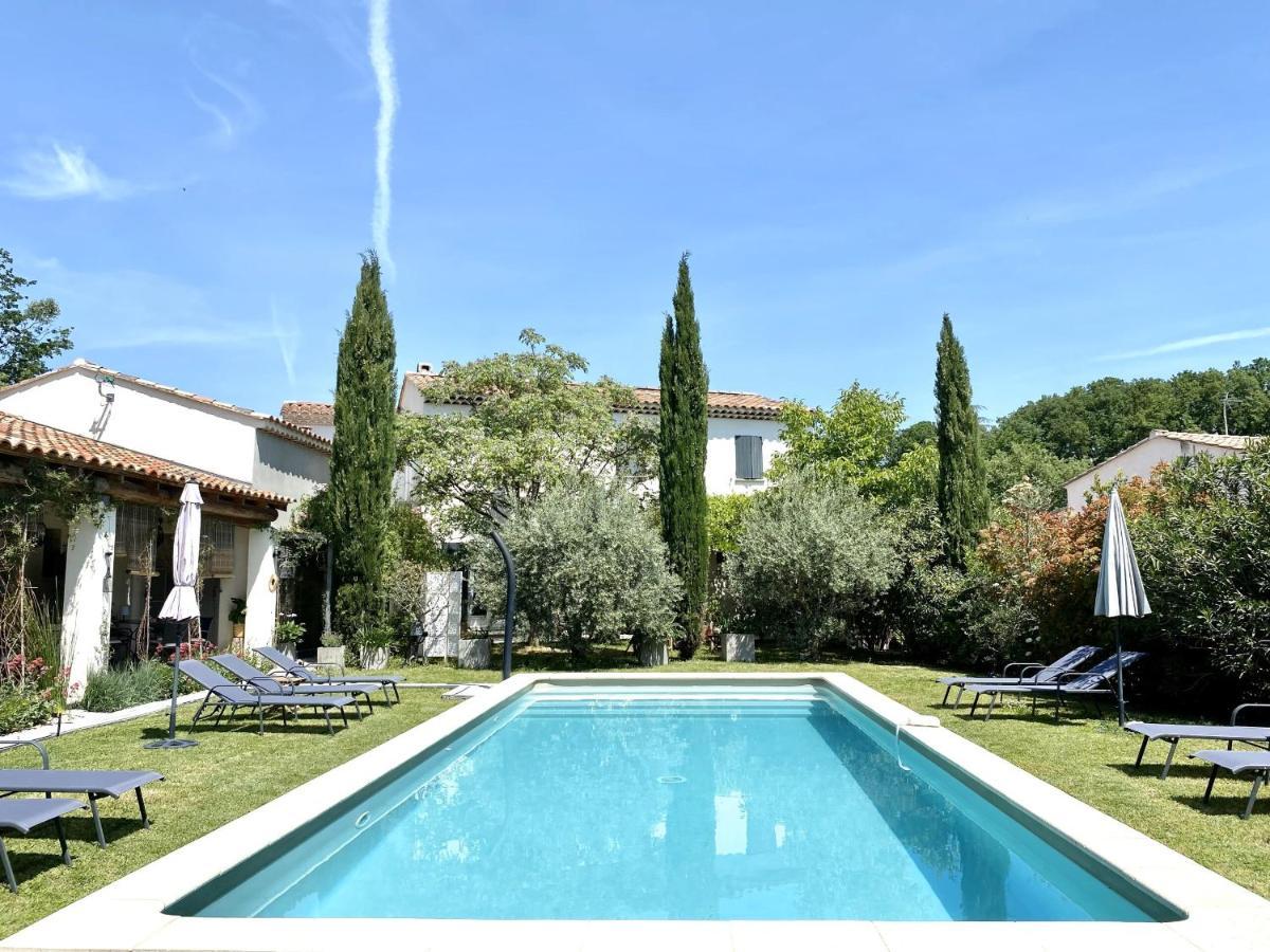 Villa Le Jardin De Lau Aubignan Exterior foto