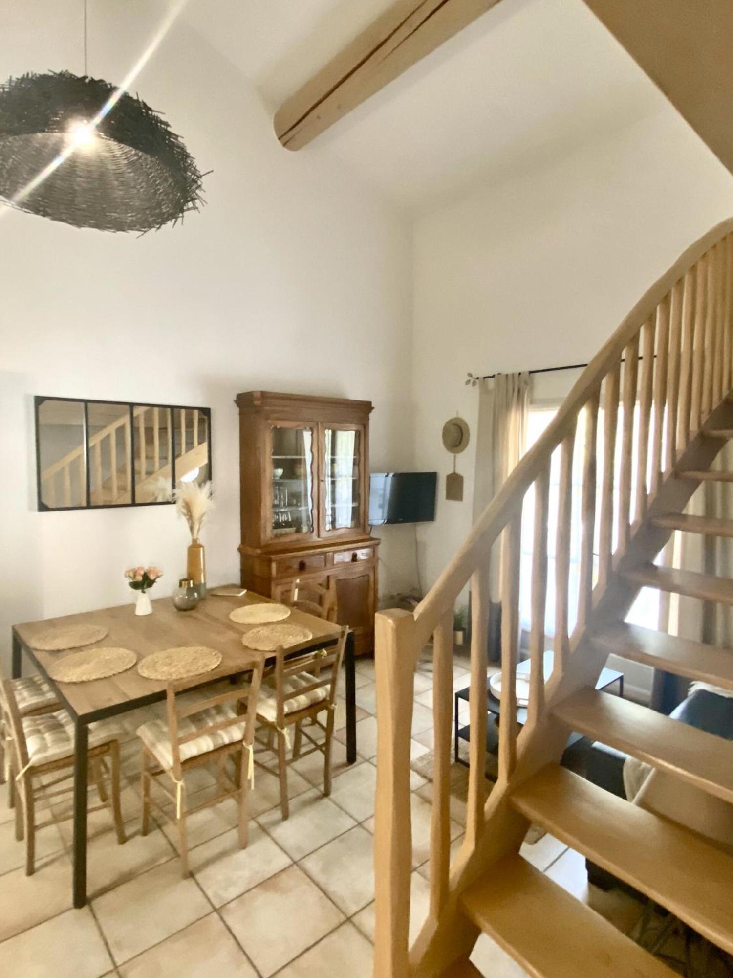 Villa Le Jardin De Lau Aubignan Zimmer foto
