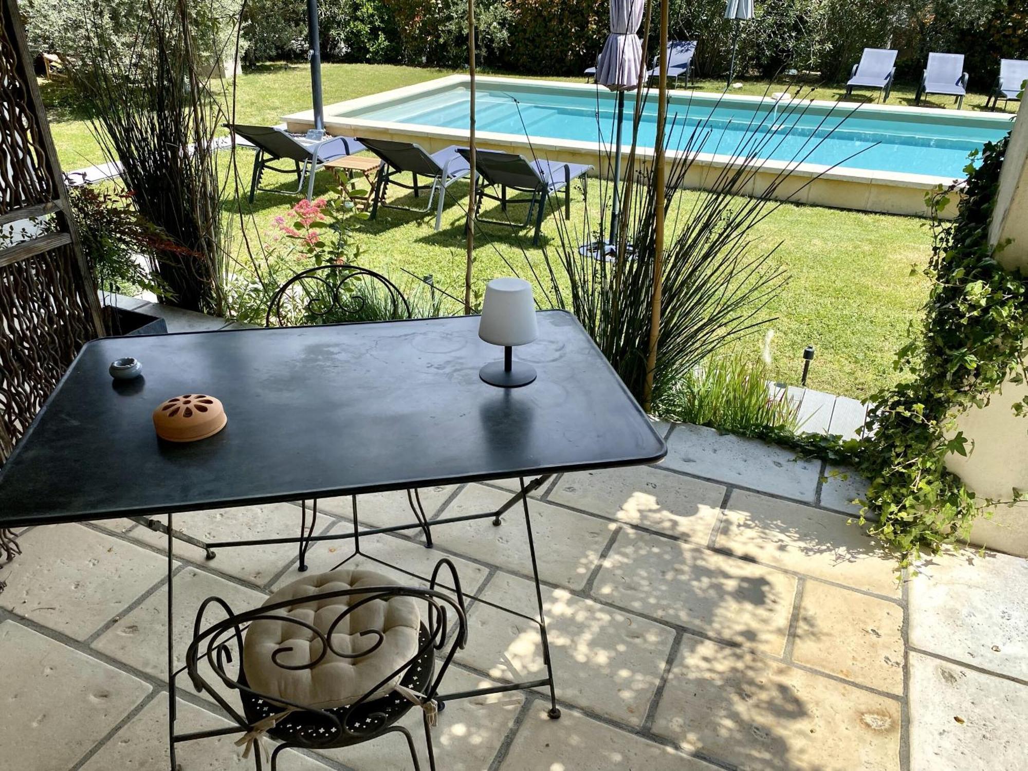 Villa Le Jardin De Lau Aubignan Zimmer foto